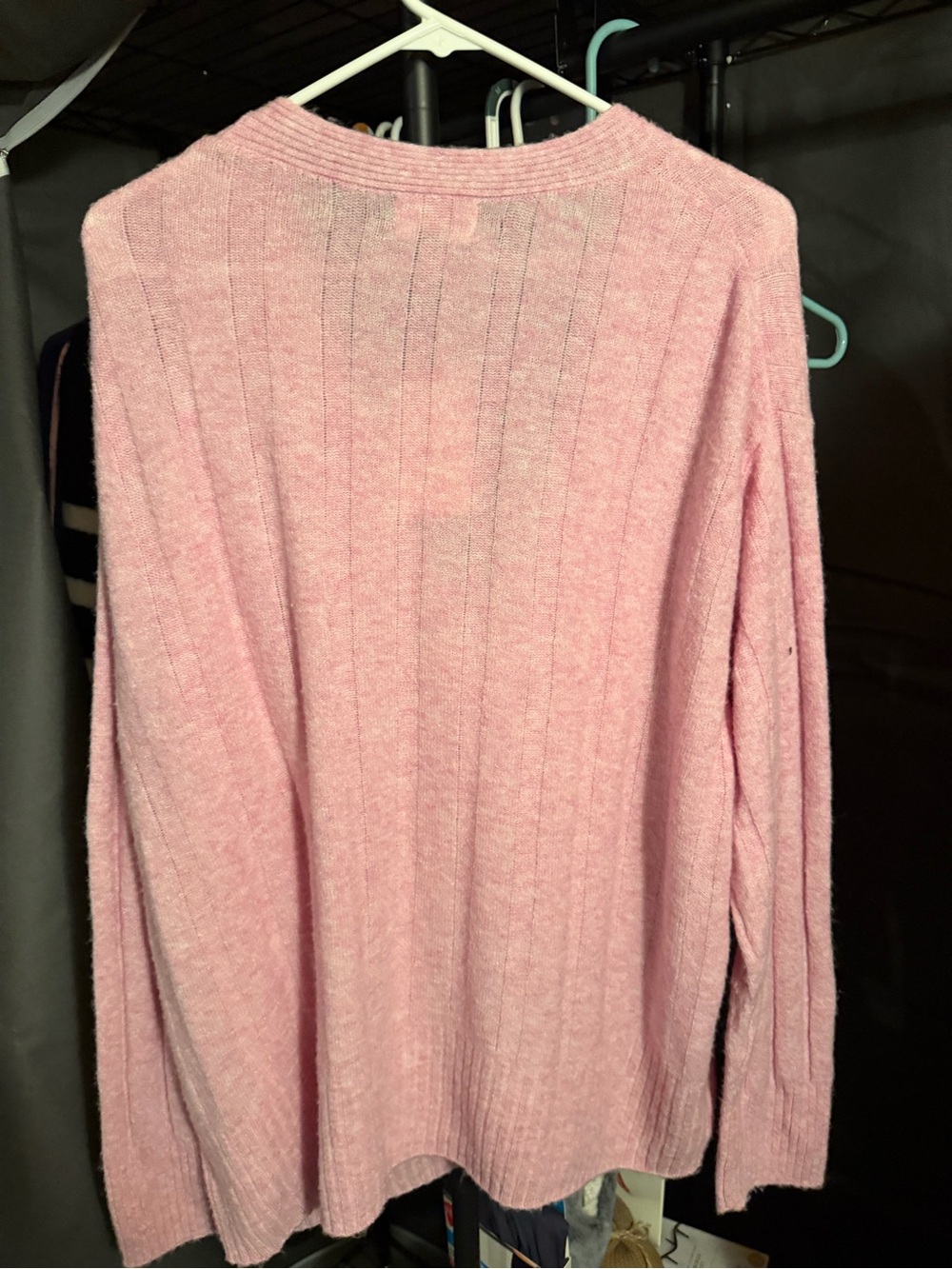 Universal Threads Soft Pink Ribbed V-Neck Button Down Cardigan - Picture 2 of 4